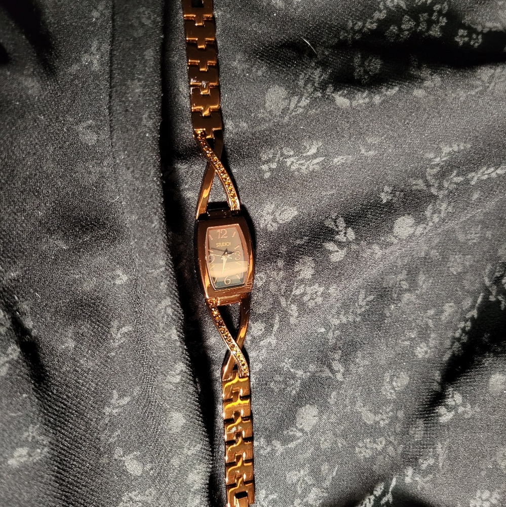 Chocolate crystal watch